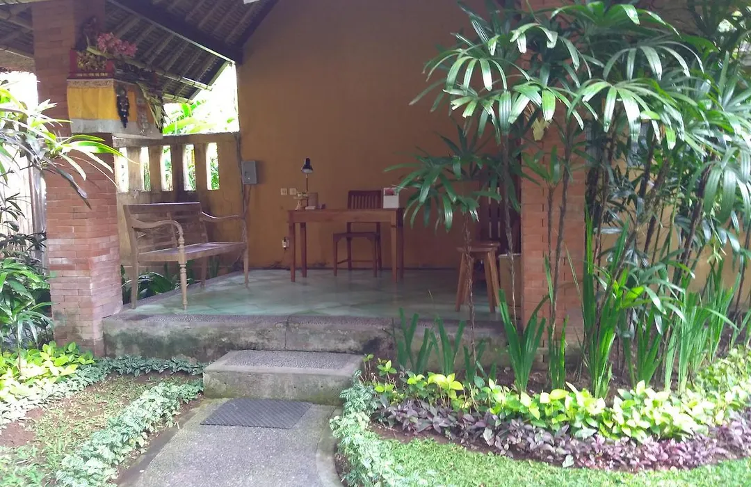 Ubud Lestari Bungalows-1